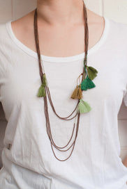 Cinq Necklace